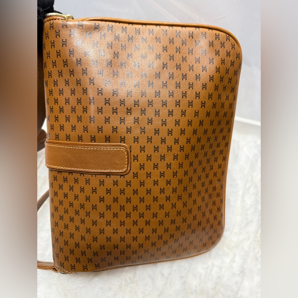 CELINE-Brown Leather Shoulder Bag - Picture 9 of 12